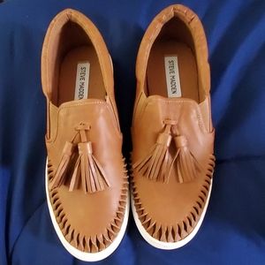Steve Madden slip-on sneaker